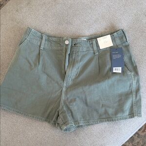 Universal Thread Sage Green Women's Cargo Shorts